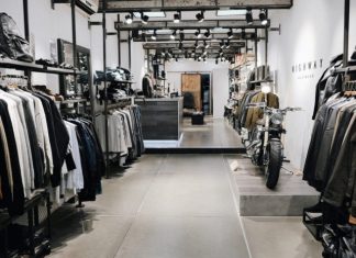 Nằm mơ thấy quần áo con số may mắn là gì?